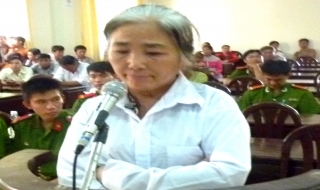 Môi giới mại dâm lãnh án 3 năm tù