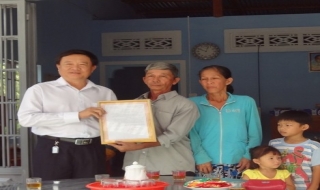 Tân Châu: Tặng nhà ĐĐK cho hộ nghèo