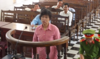 TAND tỉnh Tây Ninh:  Phạt hai người nước ngoài vận chuyển trái phép tiền tệ và hàng hoá qua biên giới
