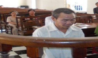 52 tuổi, hại đời cháu bé gần 6 tuổi