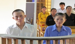 Vợ chồng cùng... cướp!