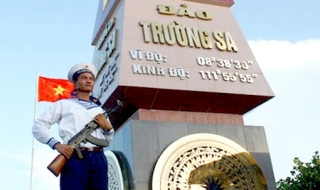 Phản đối Trung Quốc gấp rút hoàn thiện 'Tam Sa'