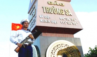 Phản đối Trung Quốc đưa “lưỡi bò” vào hộ chiếu