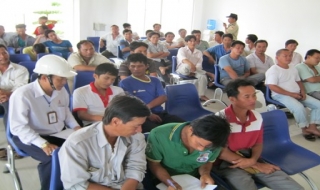 Vào vụ thu hoạch mía: Các tài xế xe vận chuyển mía cần hết sức cẩn trọng