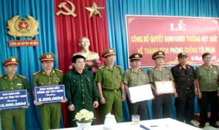 Công an Tây Ninh: Khen thưởng đột xuất cho tập thể Công an huyện Gò Dầu