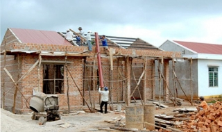 Tạm dừng thi công công trình không đảm bảo an toàn
