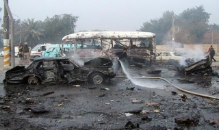 Hàng loạt vụ đánh bom đẫm máu ở Iraq