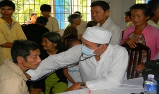 Tập trung chăm sóc, phát huy vai trò của người cao tuổi