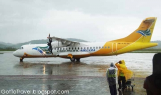 Máy bay Philippines hạ cánh khẩn cấp