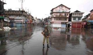 Ấn Độ bãi bỏ lệnh giới nghiêm tại Kashmir