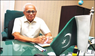 Chủ tịch Uỷ ban bầu cử Pakistan từ chức
