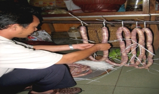 Lạp xưởng ngon trứ danh đất Tây Bắc
