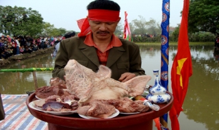 Ngày Tết, rủ nhau “ăn đụng” thịt