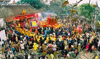 Hưng Yên: Khai hội đền Phù Ủng