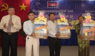 Bến Cầu: Họp mặt hữu nghị với các huyện, thành phố Campuchia giáp biên giới