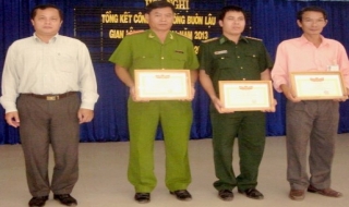 Bến Cầu: Tích cực phòng chống buôn lậu, gian lận thương mại
