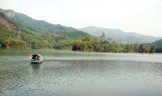 Khám phá làng nghề cổ H’Rê