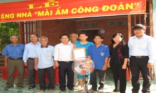 Điểm tin địa phương