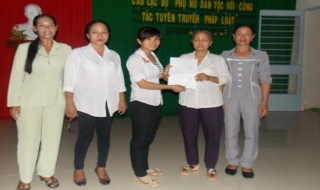 Tân Châu: Ra mắt CLB phụ nữ với công tác tuyên truyền pháp luật