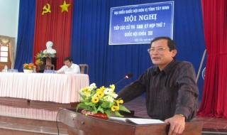 Đại biểu Quốc hội tiếp xúc cử tri Bến Cầu sau kỳ họp thứ 7