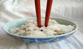 Những quy tắc ăn uống thú vị trên thế giới