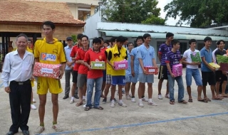 Công an Châu Thành: Giao lưu bóng chuyền chào mừng ngày Truyền thống lực lượng Cảnh sát nhân dân