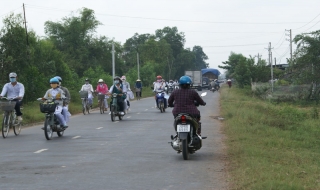 Nhiều địa phương chậm thu phí sử dụng đường bộ