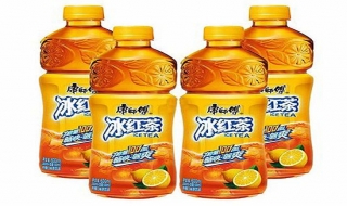 Ăn trộm 30.000 chai trà xanh để bán đồng nát