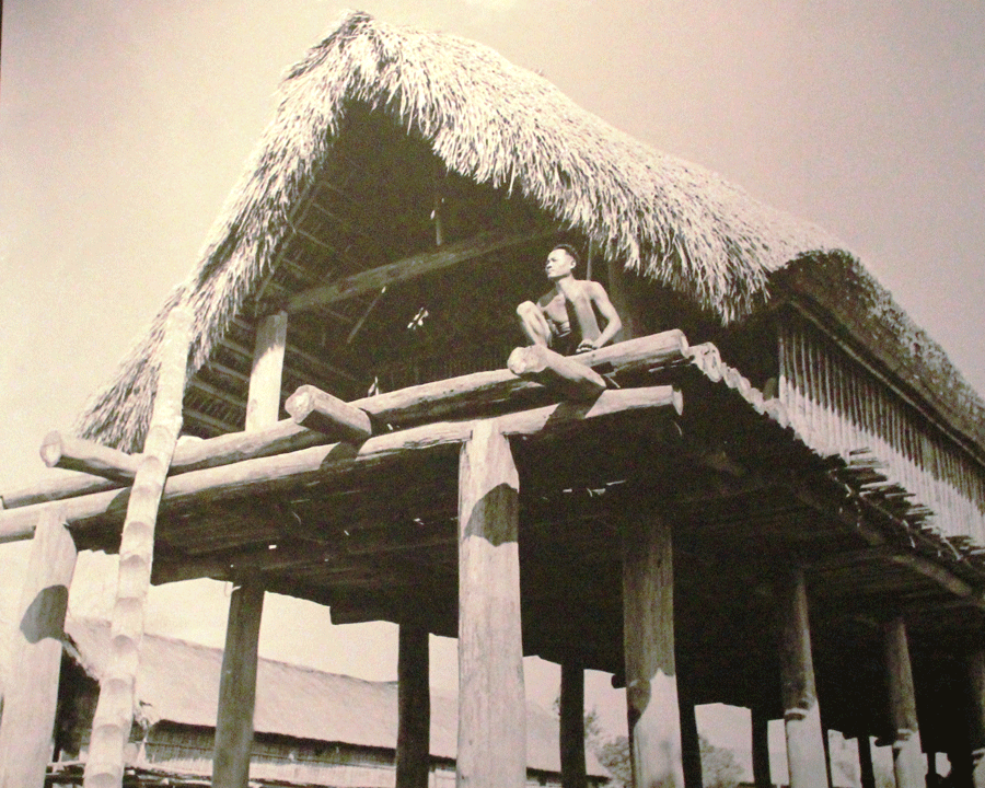 Nhà dài của người Jrai ở làng Ia Yang. Ảnh: Jean-Marie Duchange
