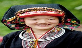 Nét độc đáo trên trang phục dân tộc Nùng
