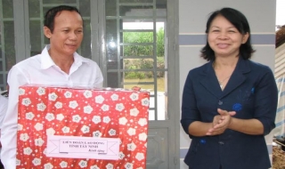 LĐLĐ huyện Châu Thành: Tặng Mái ấm cho công đoàn viên nghèo