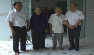 Huyện uỷ Dương Minh Châu: Thăm gia đình chính sách