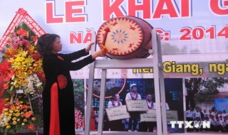 Lãnh đạo Đảng và Nhà nước dự lễ khai giảng năm học mới