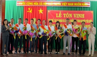 Tân Châu: Tôn vinh tập thể, cá nhân tiêu biểu trong phong trào hiến máu nhân đạo