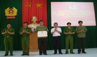 UBND tỉnh: Tặng bằng khen cho Công an huyện Trảng Bàng