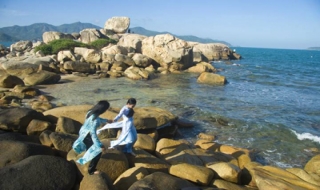 Tuyệt mỹ danh thắng Hòn Chồng