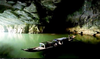 Quảng Bình phát triển du lịch hang động, du lịch tâm linh