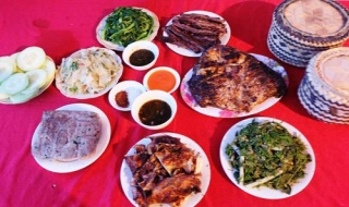 Thưởng thức Pa Pỉnh Tộp 'thơm điếc mũi' của người Thái