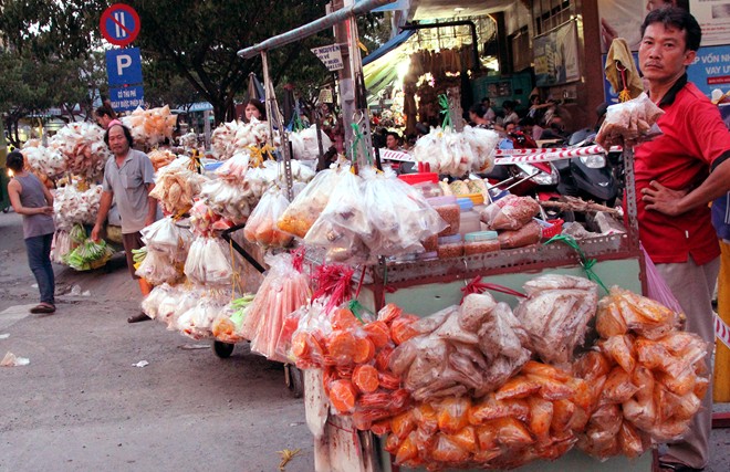 Chợ bánh tráng Tây Ninh giữa lòng Sài Gòn