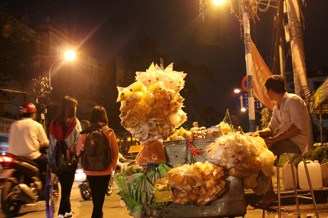 Chợ bánh tráng Tây Ninh giữa lòng Sài Gòn