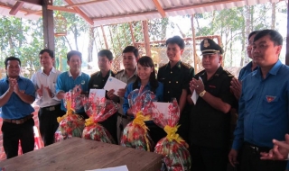 Bến Cầu: Tổ chức đối ngoại với địa phương biên giới giáp ranh