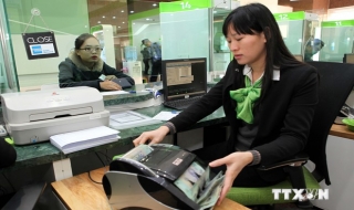 Gỡ 'cục máu đông' nợ xấu ở Việt Nam cần 'kháng sinh' liều cao