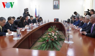 Ủy viên Bộ Chính trị Lê Hồng Anh thăm và làm việc tại Azerbaijan