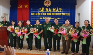 Tân Châu: Ra mắt CLB nữ Cựu chiến binh