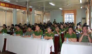 Tập huấn lớp phát hiện, thu lượm, bảo quản và khai thác dữ liệu số