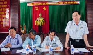 Thanh tra Chính phủ đối thoại với các hộ dân khiếu nại ở Tân Châu