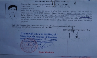 Lợi dụng con dấu của UBND xã để đi bán tăm, đũa tre ?