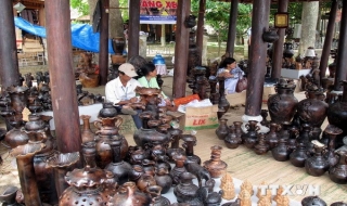 Mỹ thuật ứng dụng trên con đường tìm về bản sắc Việt