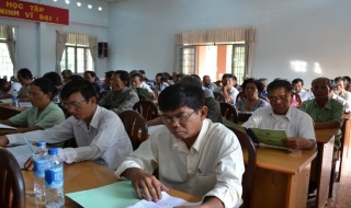 Châu Thành: Sơ kết mô hình điểm nông dân đăng ký không vi phạm pháp luật