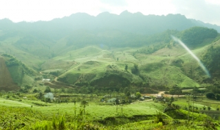 Mùa đông yêu thương nơi Mộc Châu vẫy gọi
